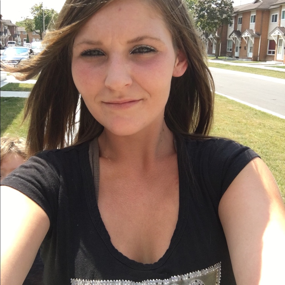 Meet your Posher, Amanda